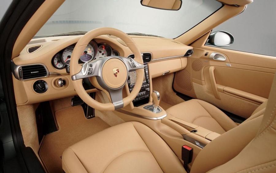  Porsche 911 2008 года  (фото 11 из 40)